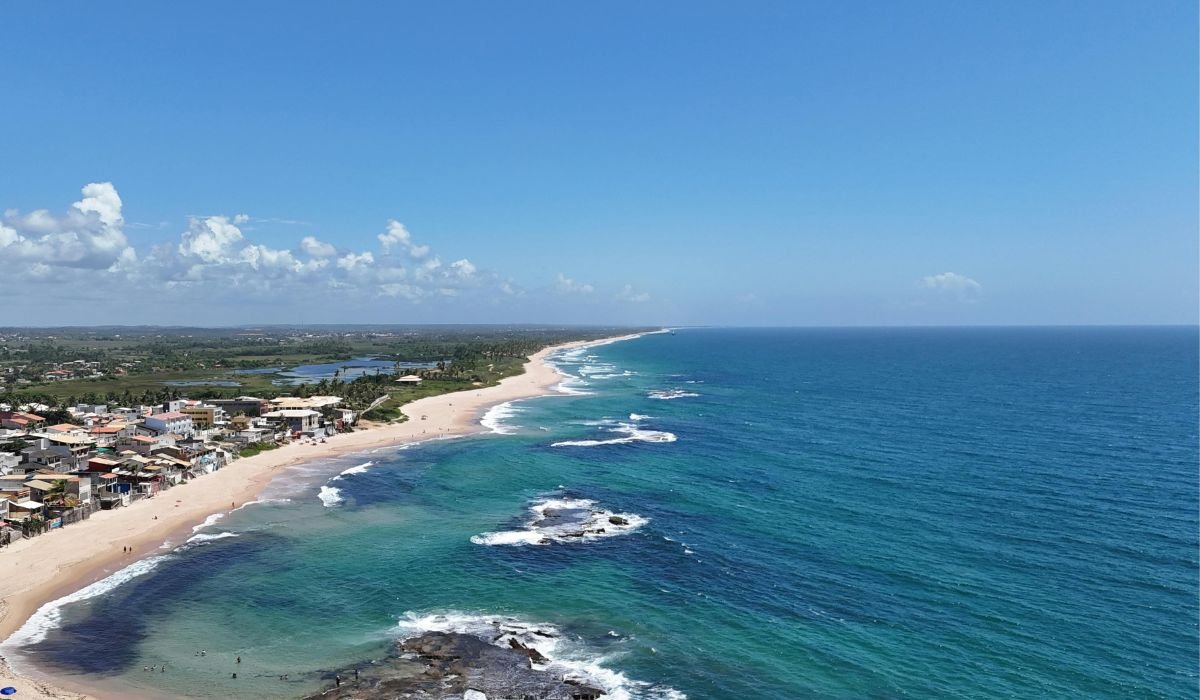 Praias da Bahia: Guia pelo Litoral Mais Extenso do Nordeste